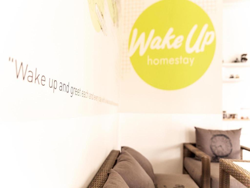 Wakeup Homestay Джокякарта Екстериор снимка