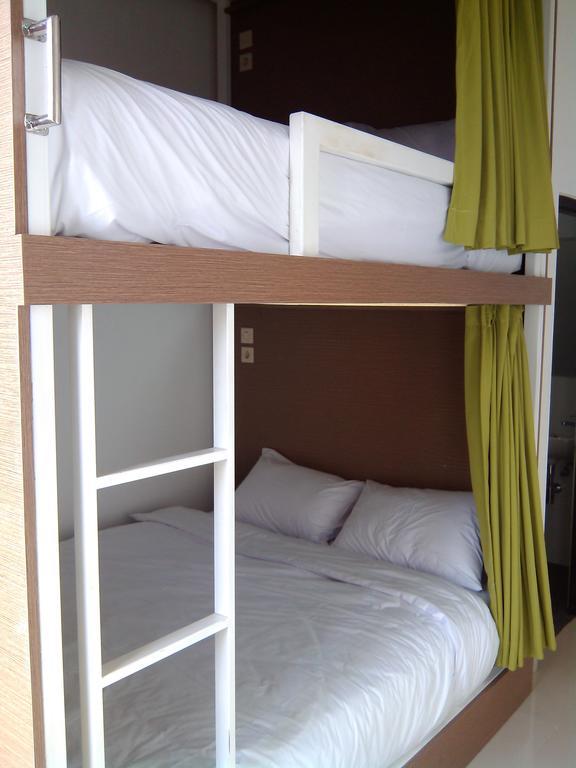 Wakeup Homestay Джокякарта Екстериор снимка